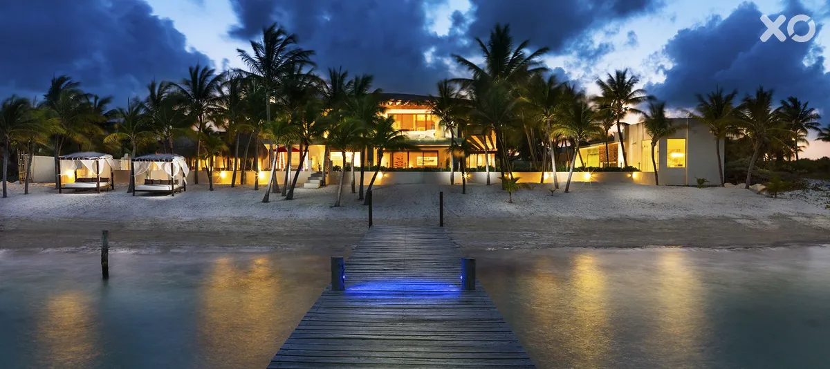 Azul Villa Esmeralda