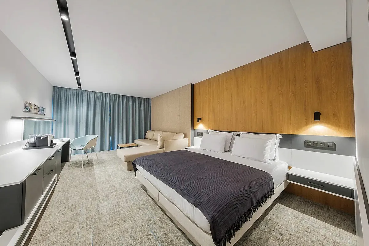 Подаруй дітям на День дитини море, гірки та відпочинок з рідними!