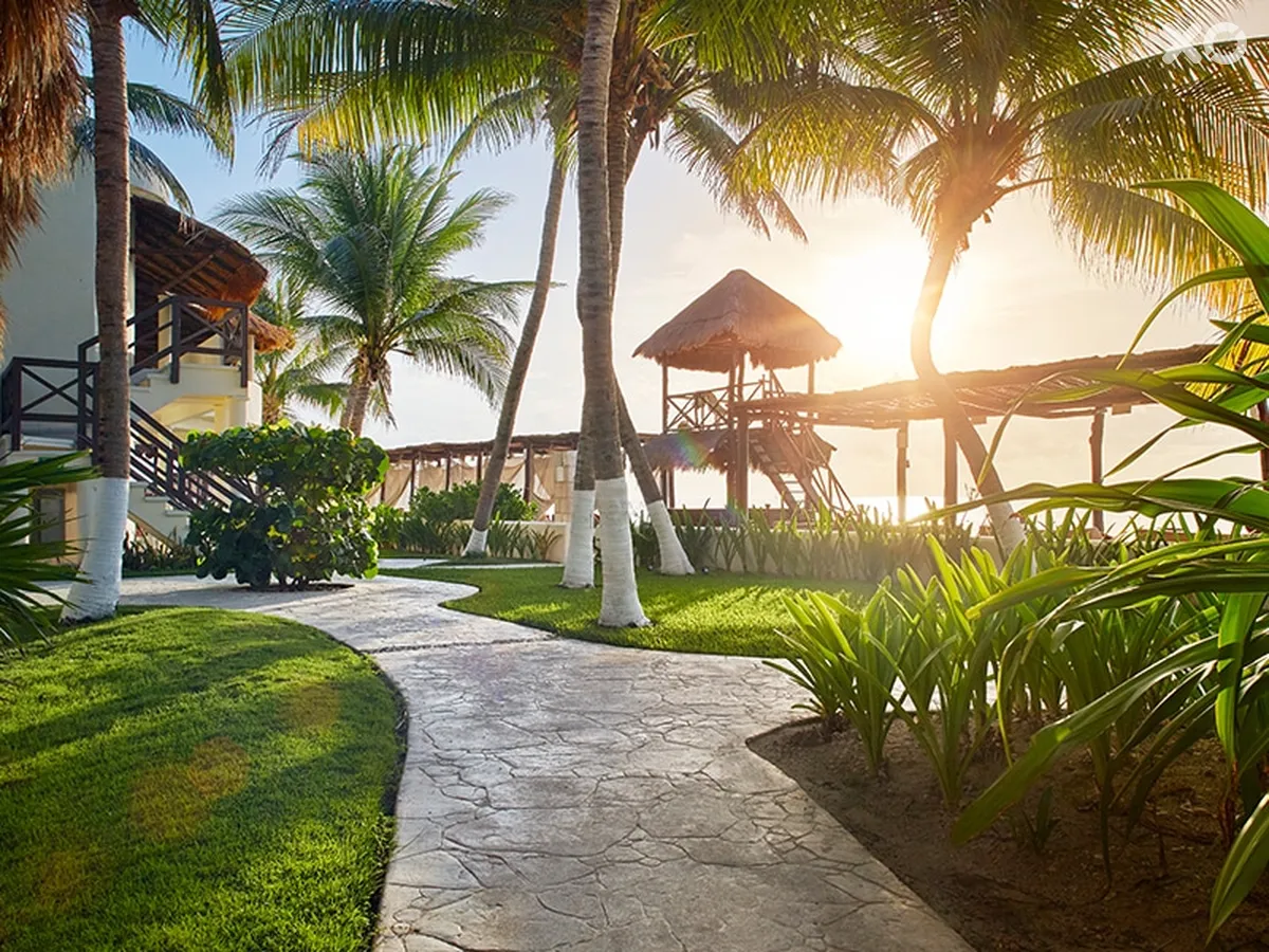 Desire Riviera Maya Resort