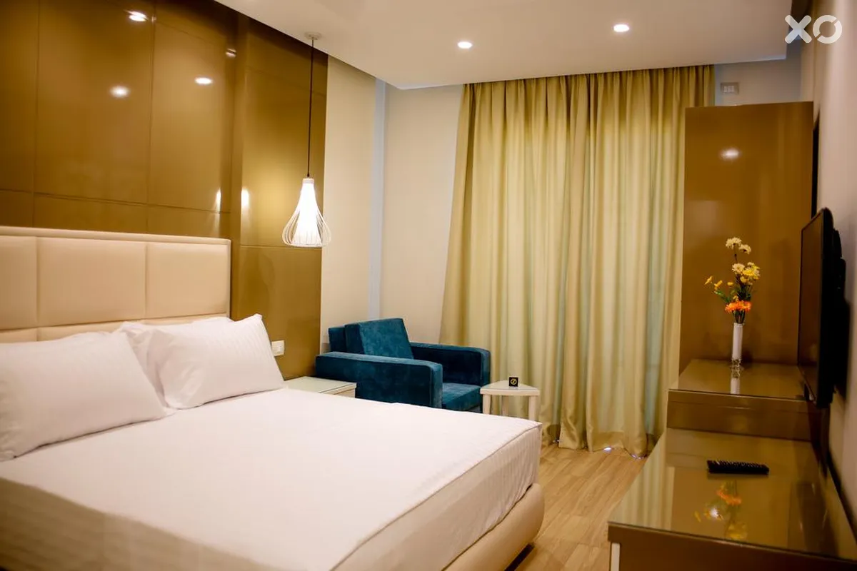 Luxury Hotel