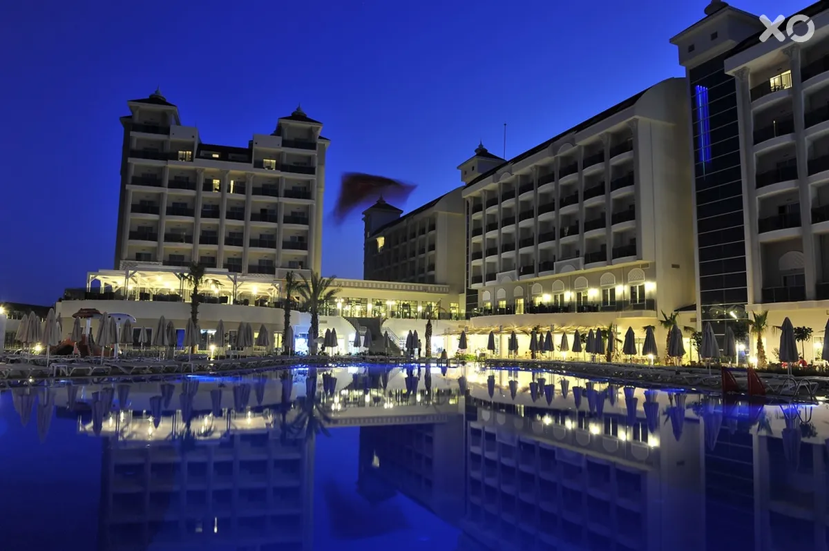 Lake & River Side Hotel & Spa