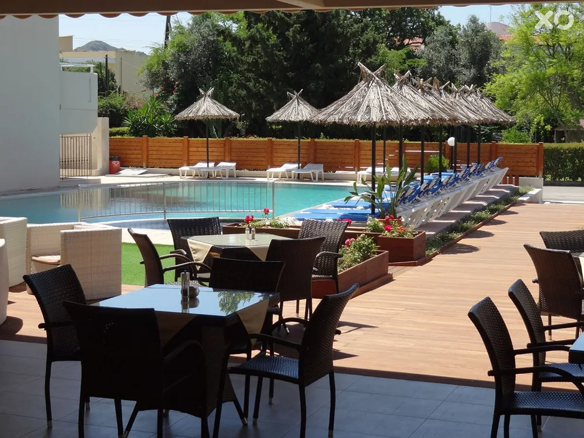 Sunday Hotel
