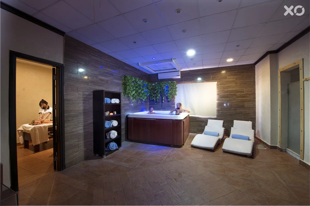 Amwaj Oyoun Resort & Spa