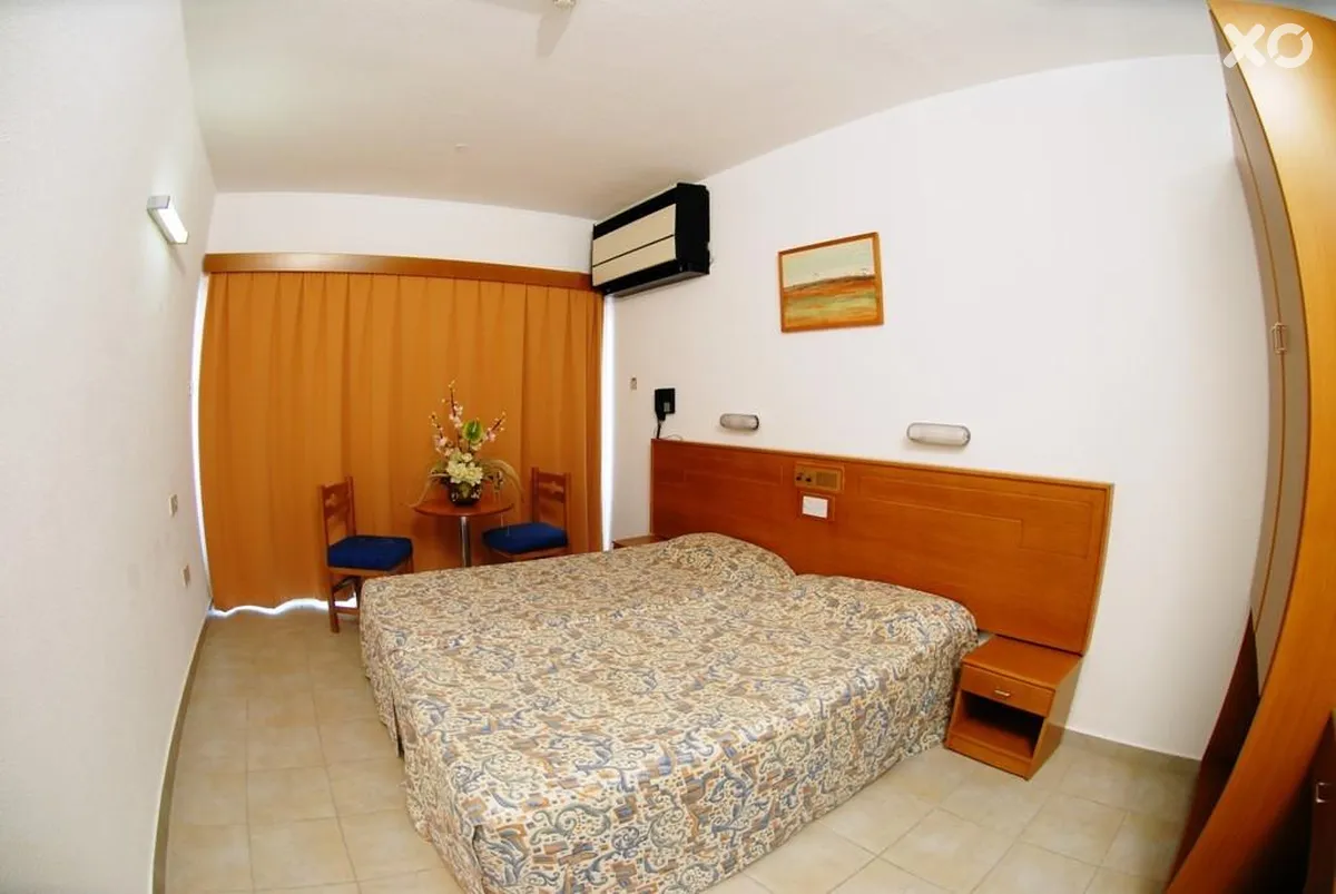 Cornelia Hotel