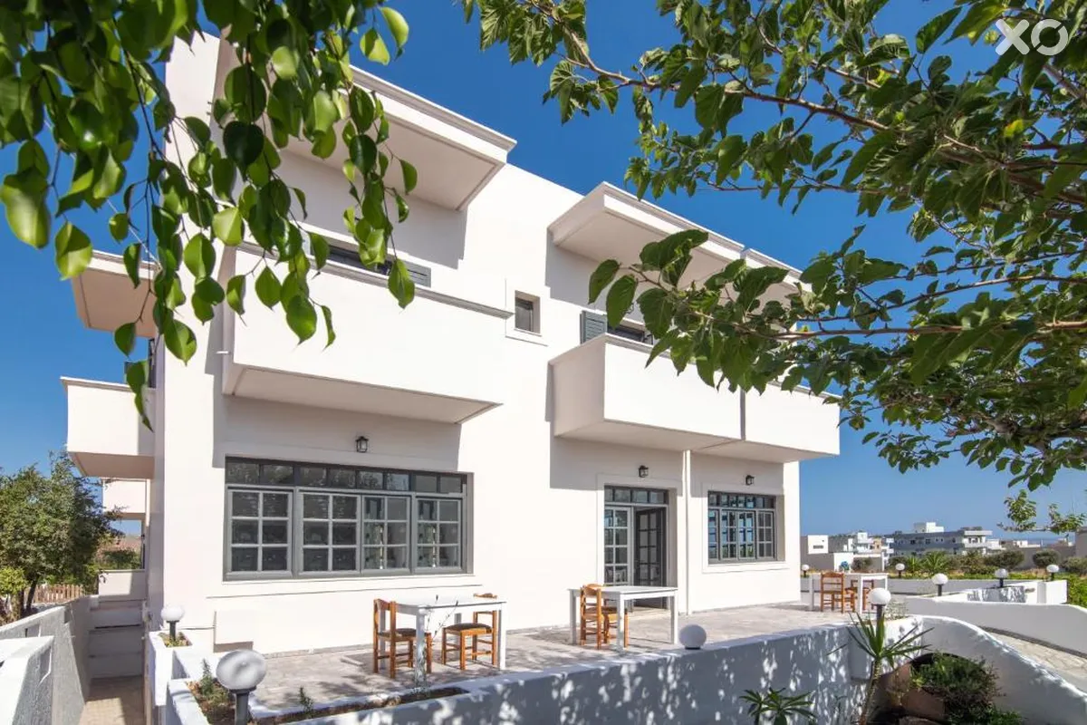 Anemos Inn