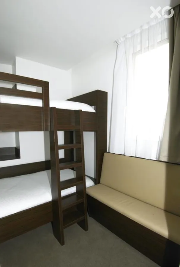 Monsigny Hotel
