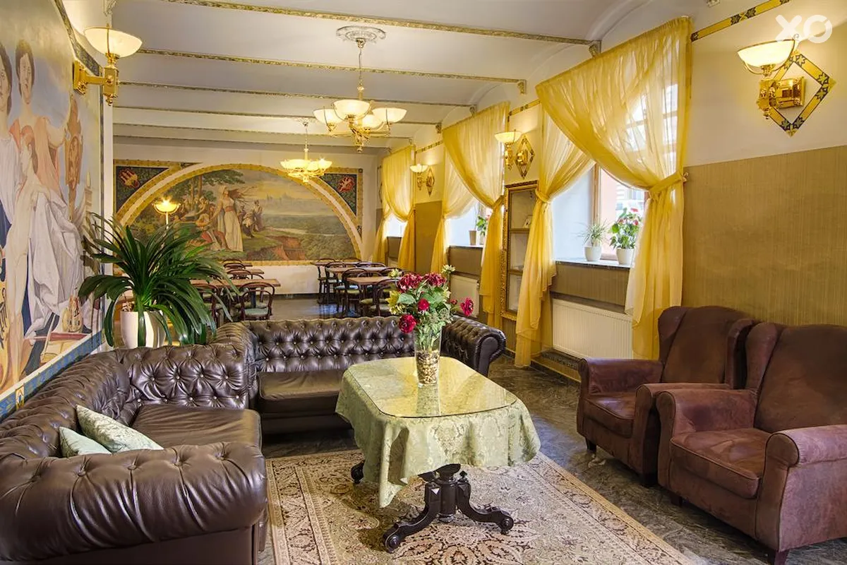 Taurus Hotel