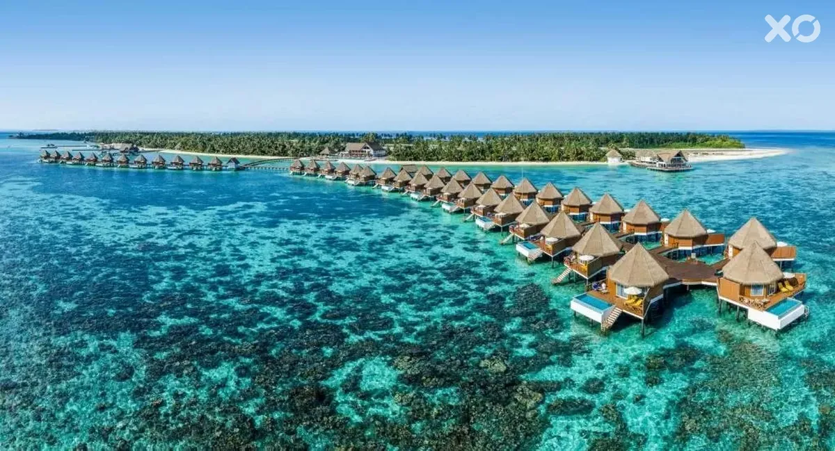 Mercure Maldives Kooddoo Resort