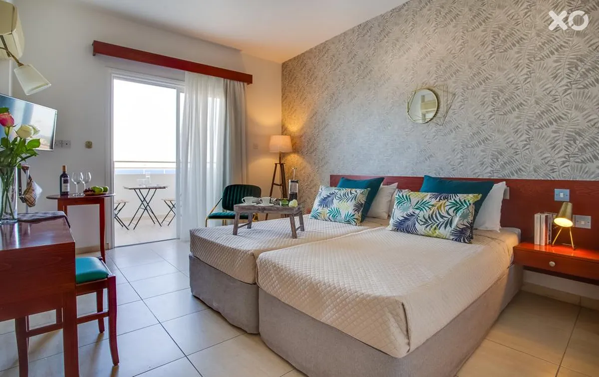 Cavo Zoe Hotel