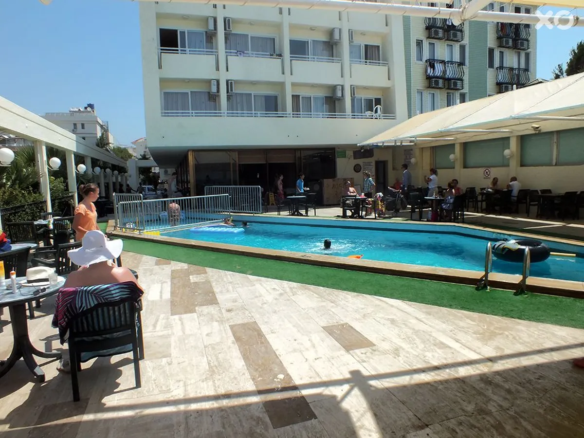 Tuntas Beach Hotel Altinkum