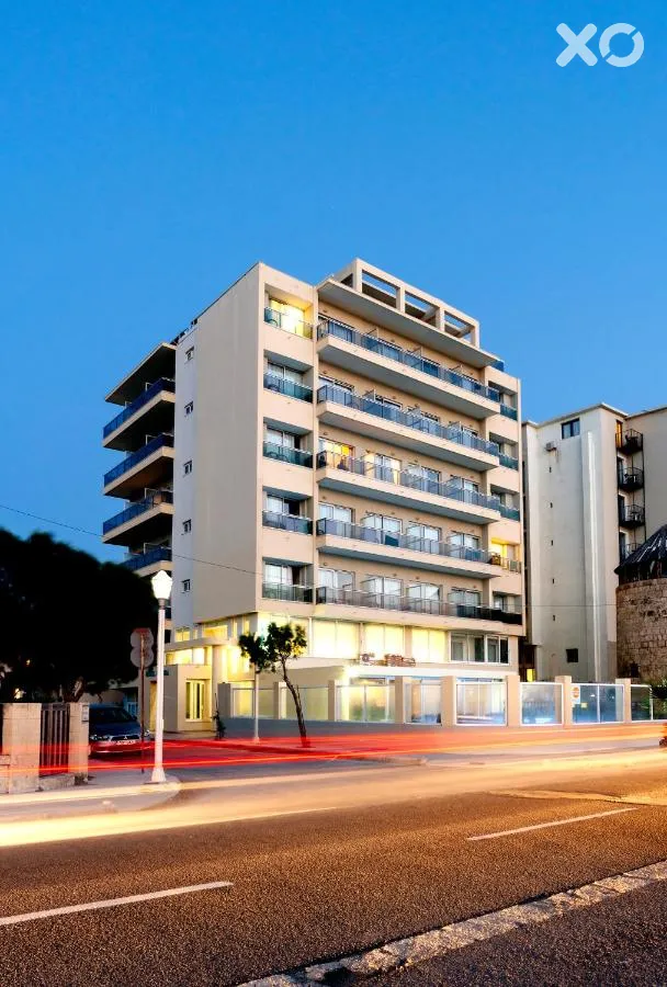Riviera Hotel