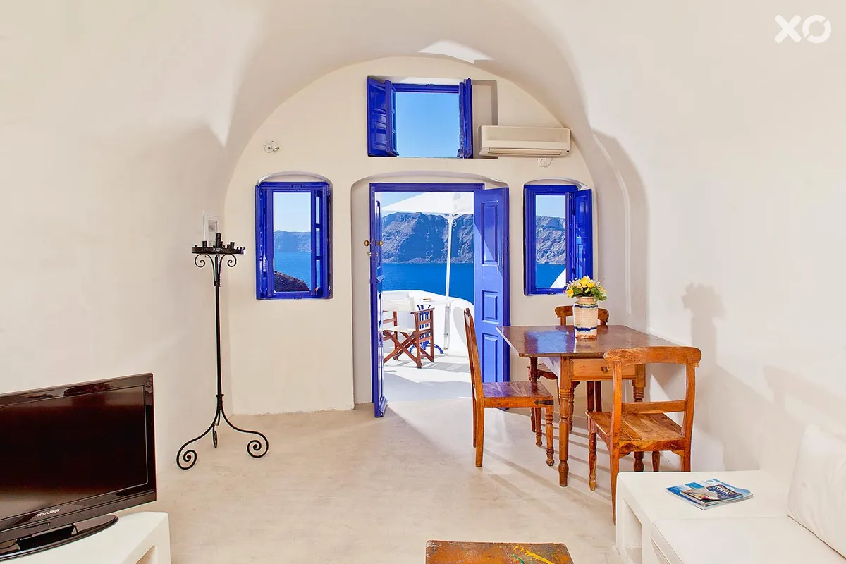 Oia Mare Villas
