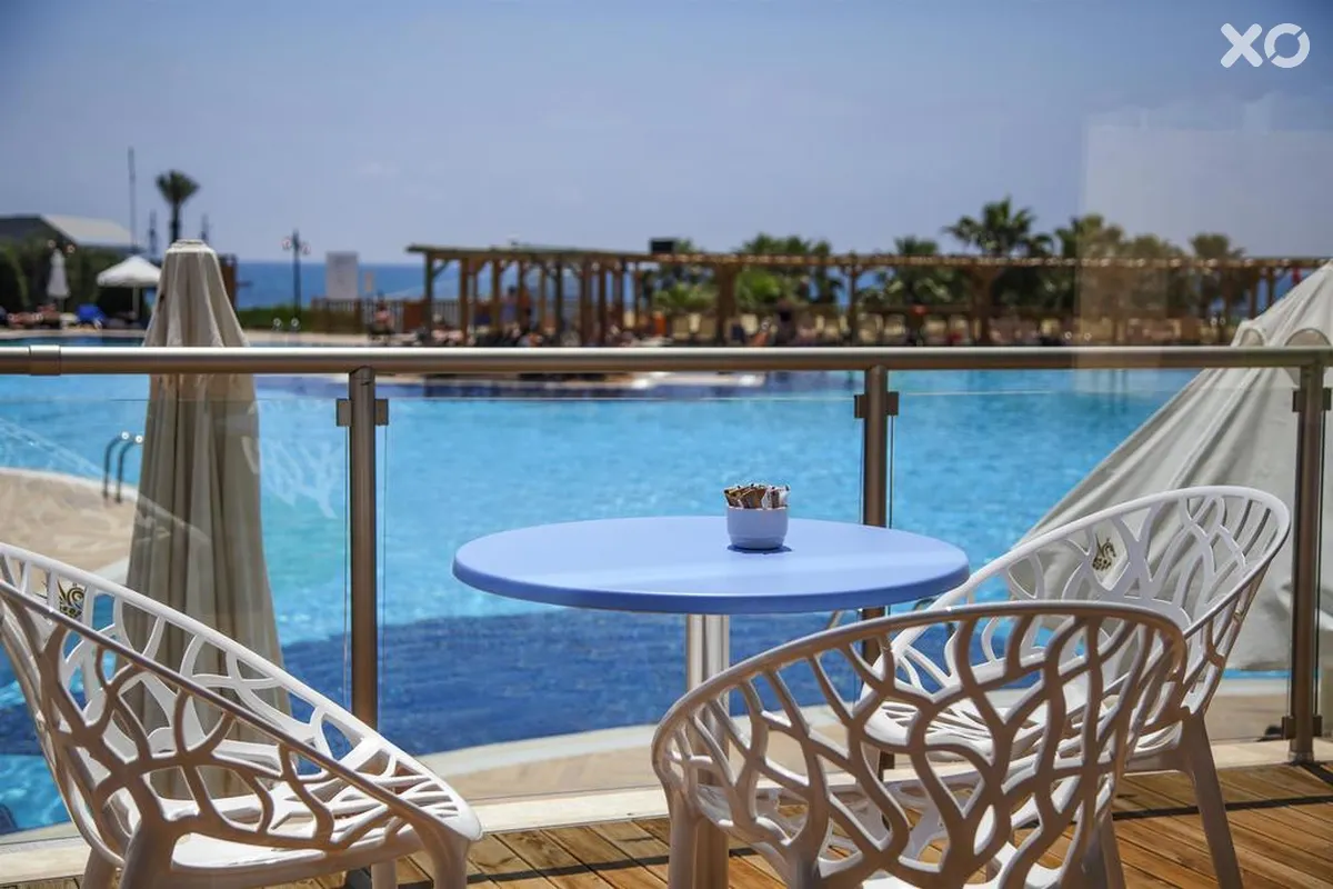 Arcanus Side Resort