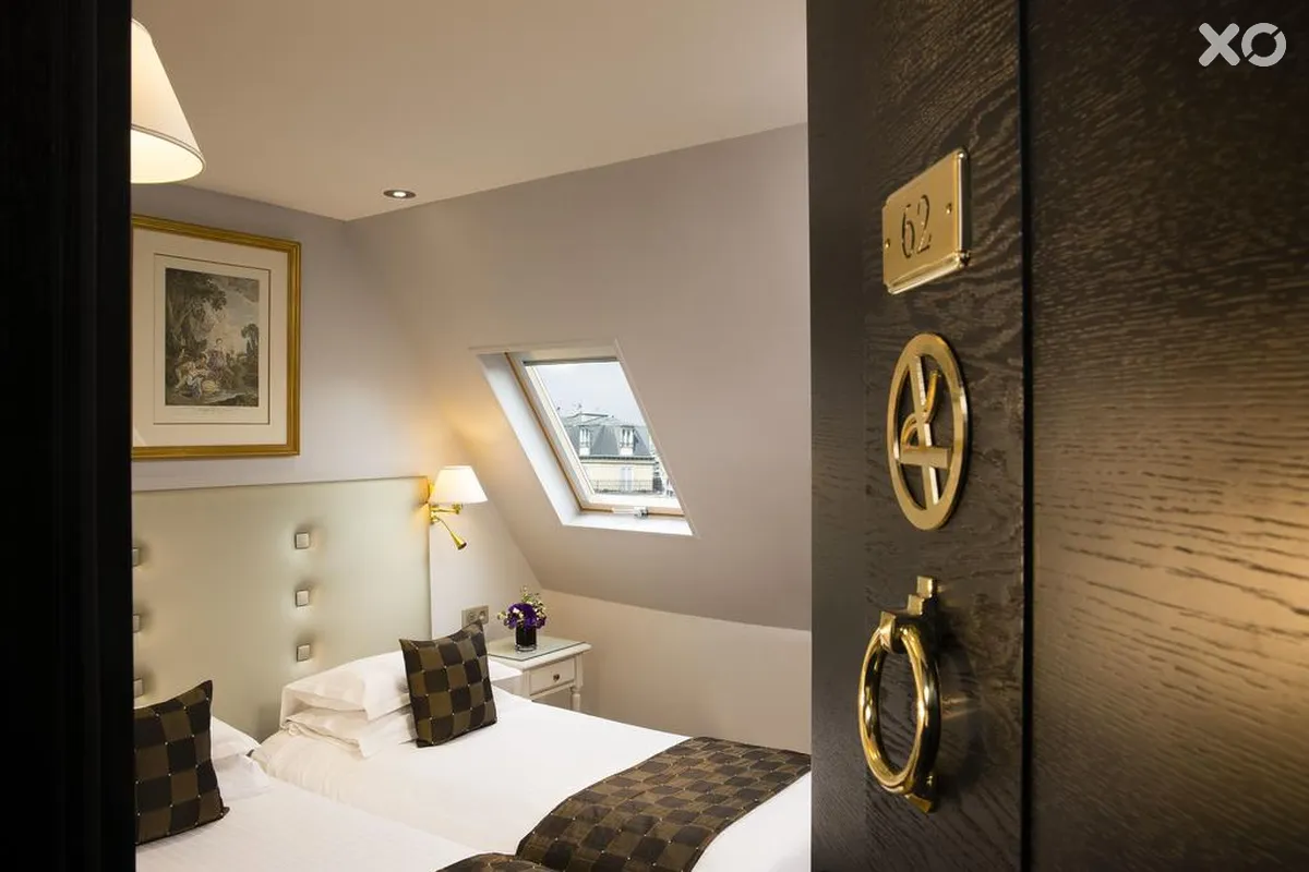 Plaza Elysees Hotel
