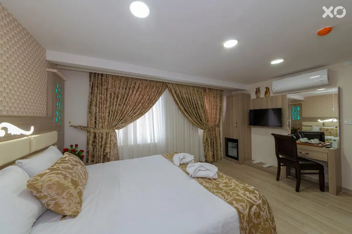 Raimond Hotel