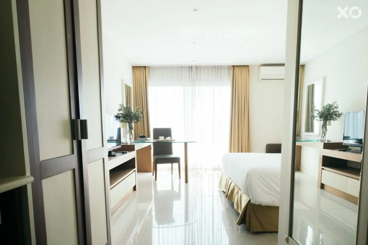Thomson Huamark Hotel