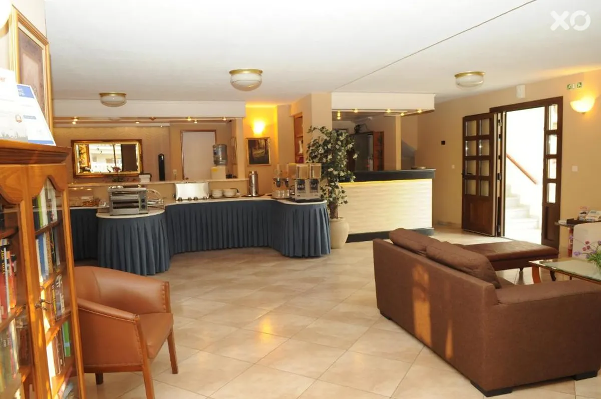Athena Hotel