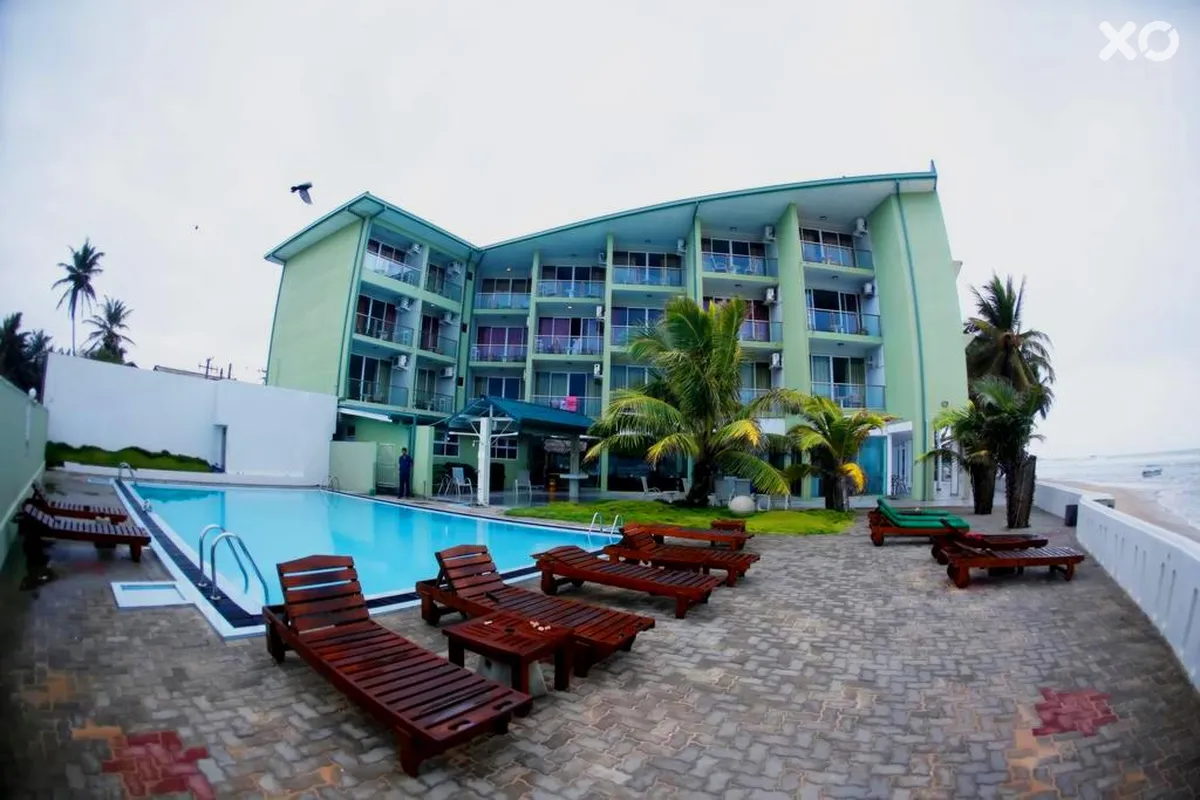 Hikkaduwa Beach Hotel
