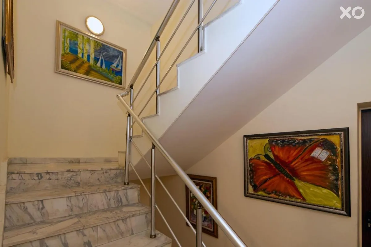 Peshev Hotel