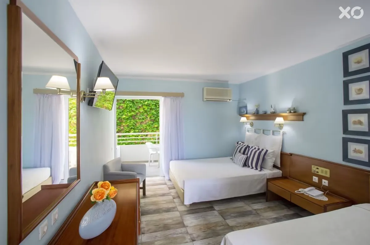 Golden Beach Hotel