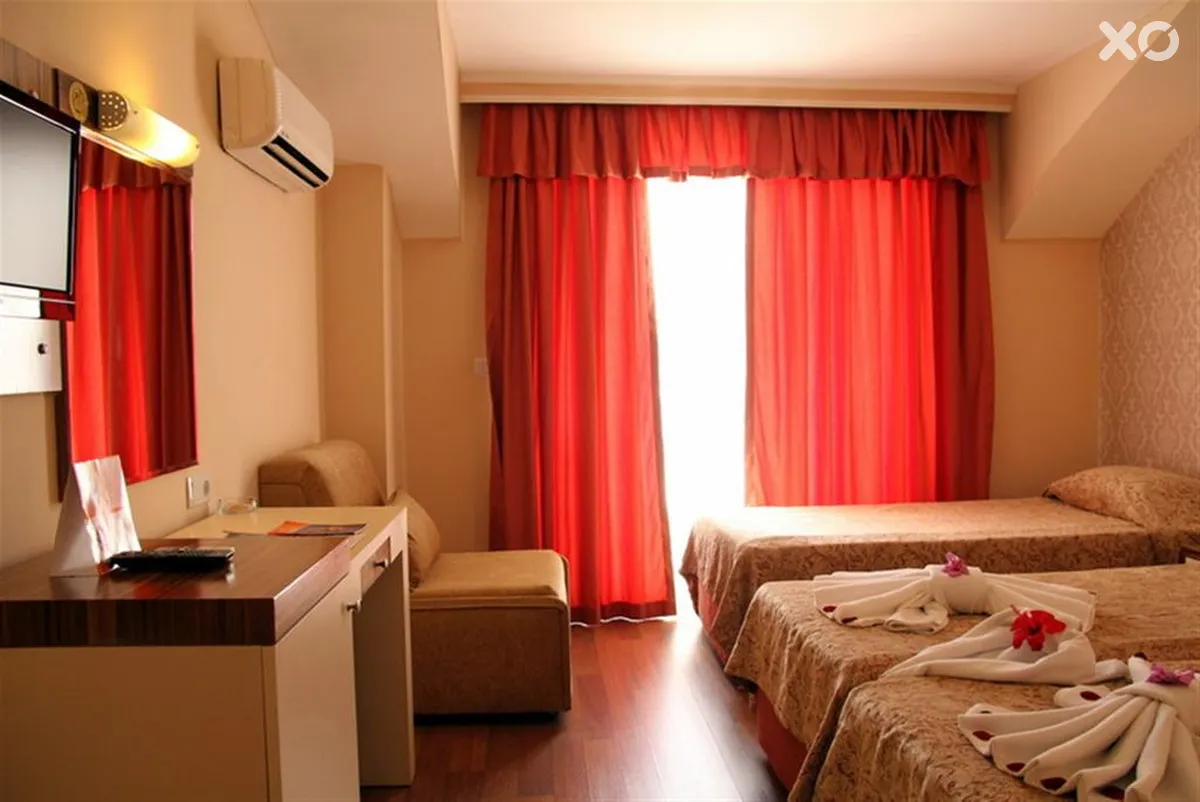 Lims Bona Dea Beach Hotel