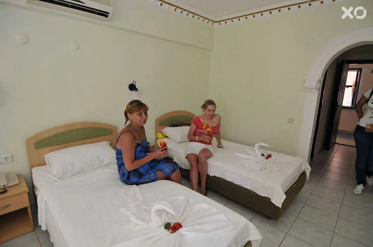 Eras Hotel