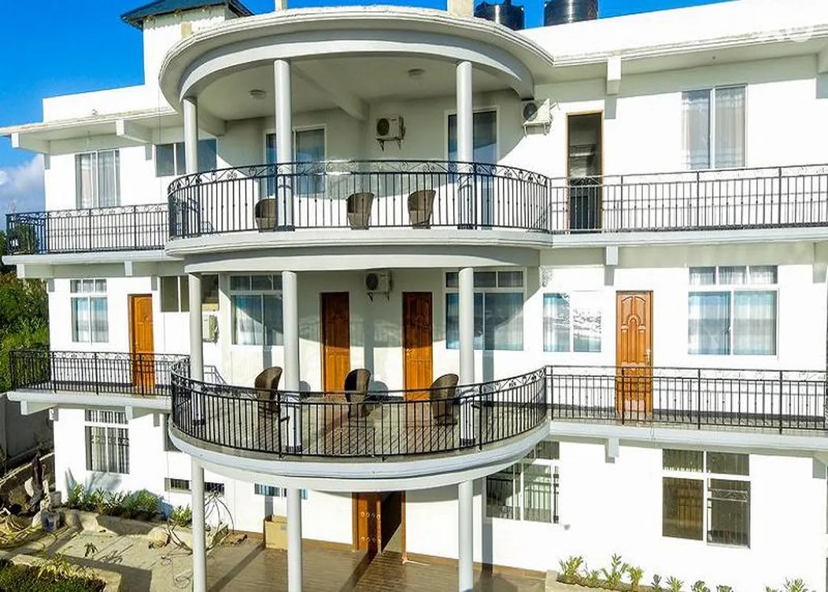 Sea Crest Hotel