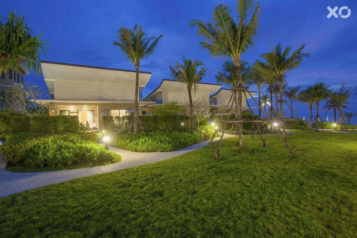 Le Meridien Khao Lak Resort & Spa