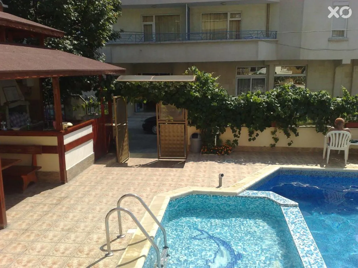Larisa 1&2 Hotel