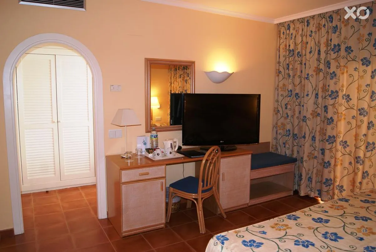 Dwo Les Palmeres Hotel