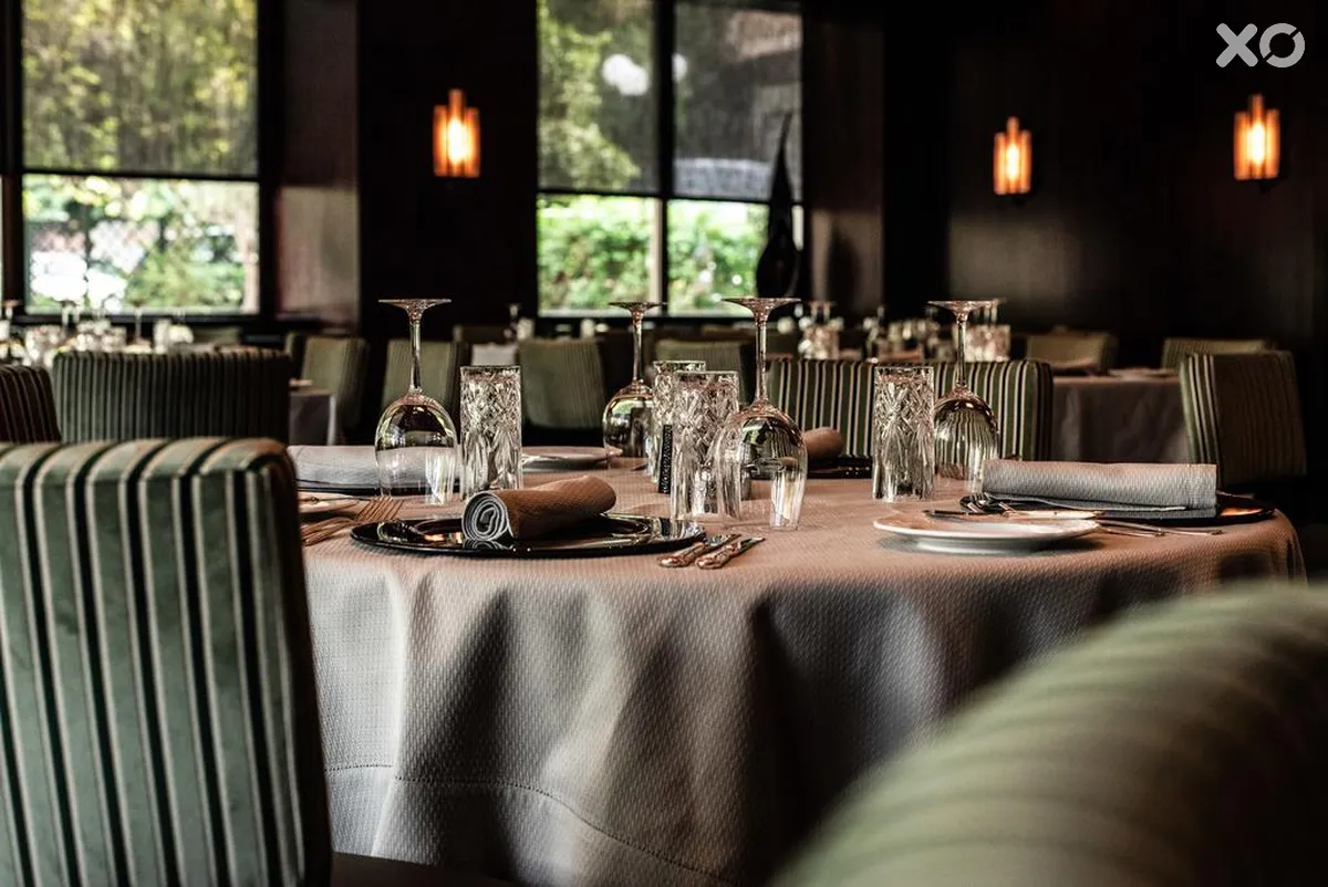 Divani Caravel Hotel