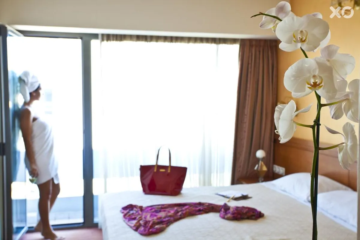 Crystal City Hotel