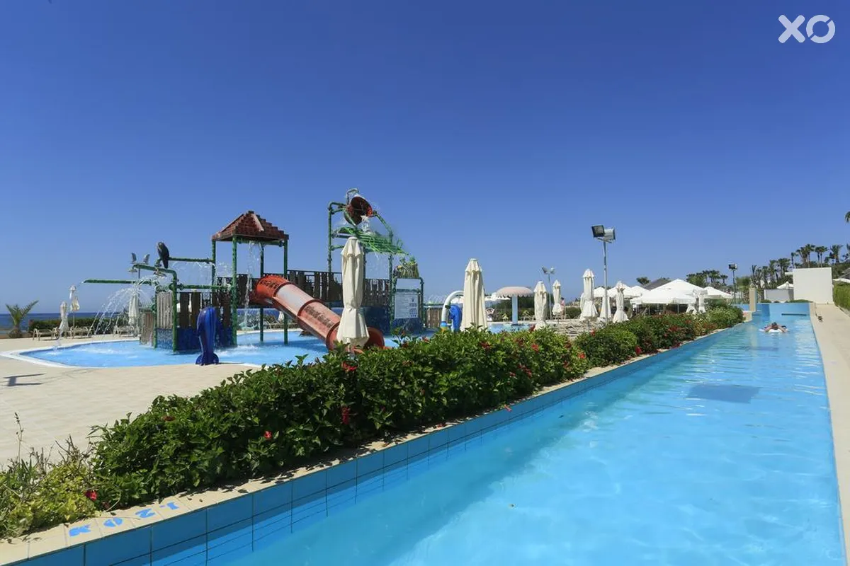 Kapetanios Aqua Resort