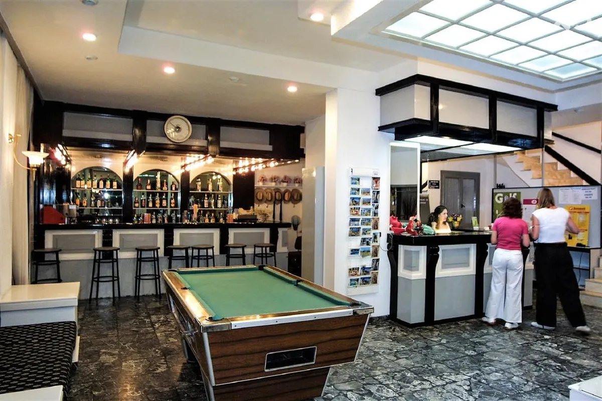 Iro Hotel