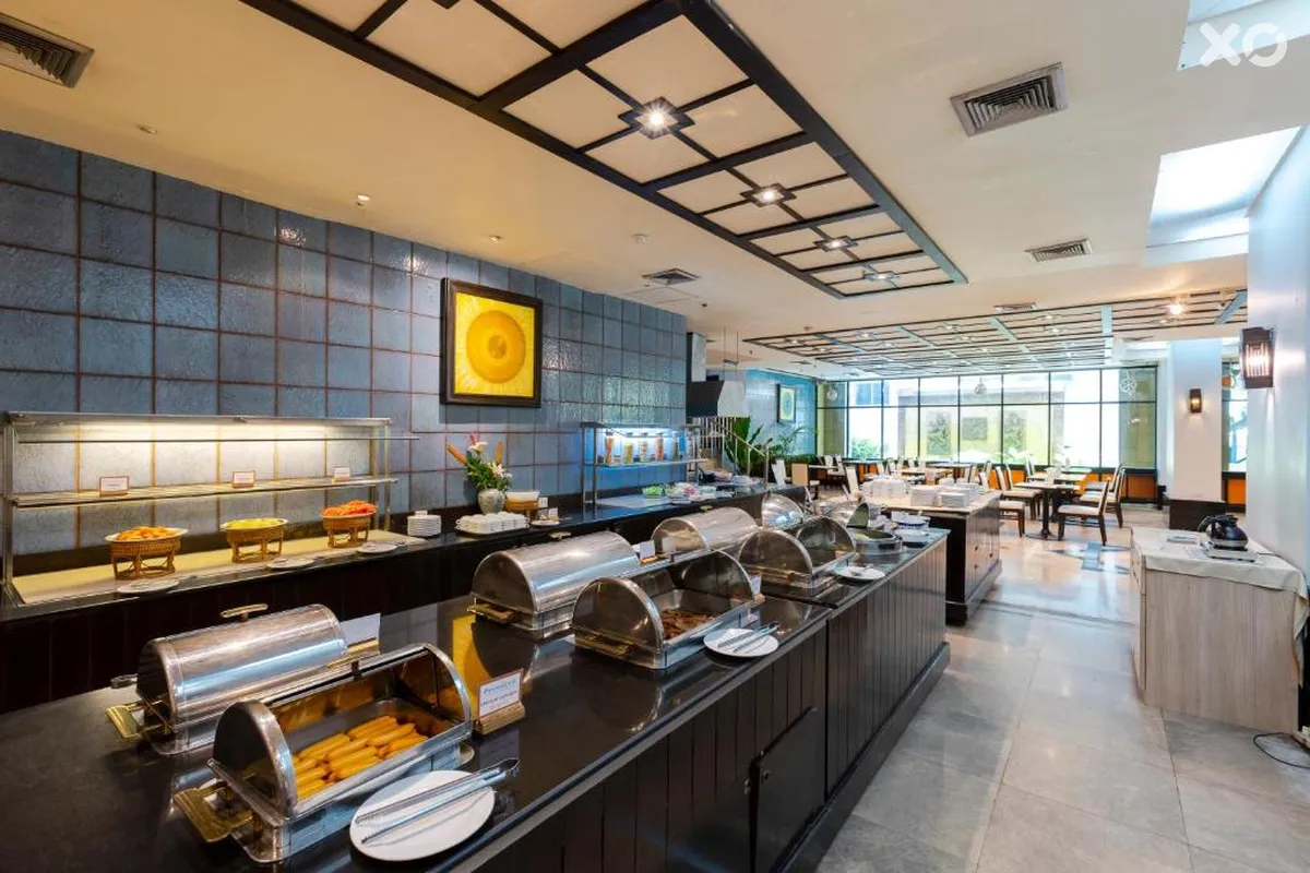 Pinnacle Lumpinee Park Hotel