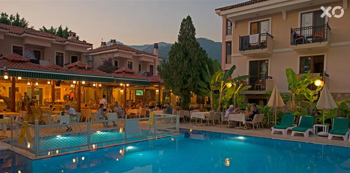 Perdikia Beach Hotel
