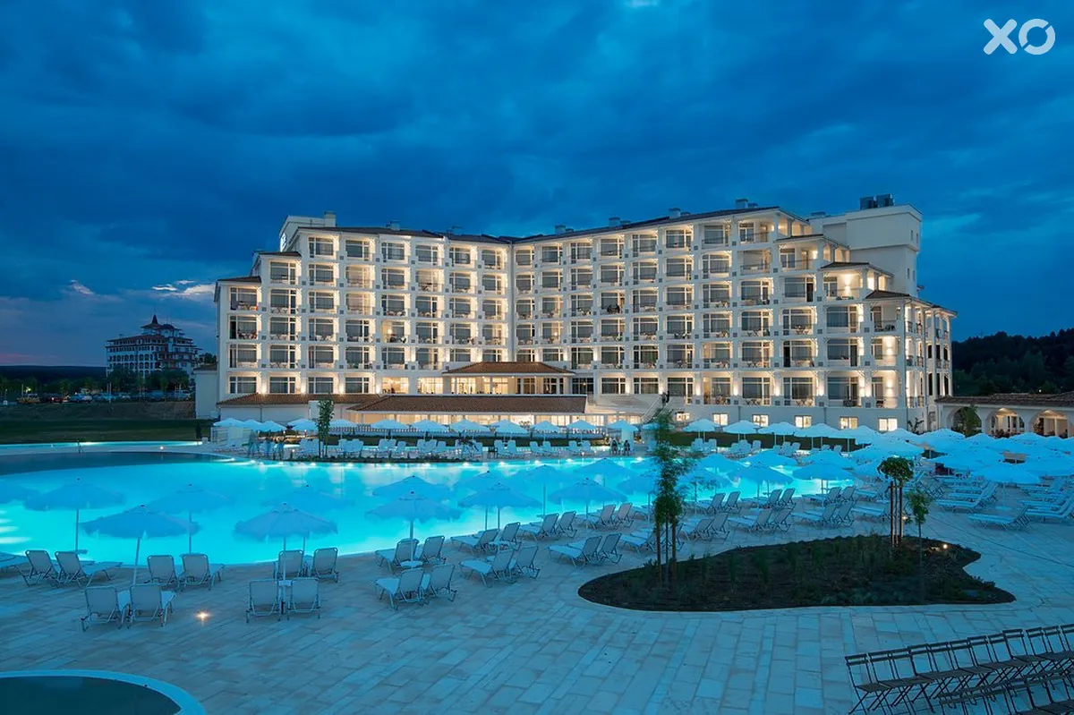 Sunrise Blue Magic Resort