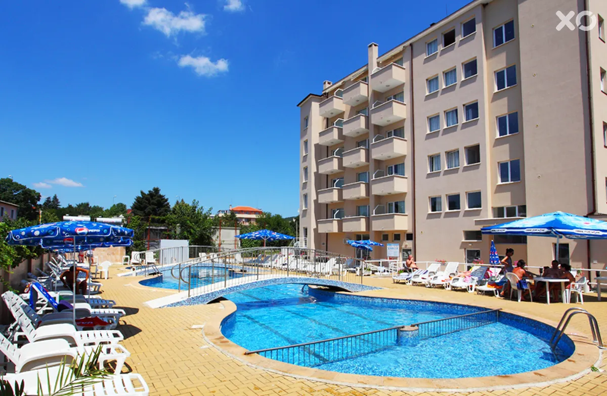 Aurora Villa