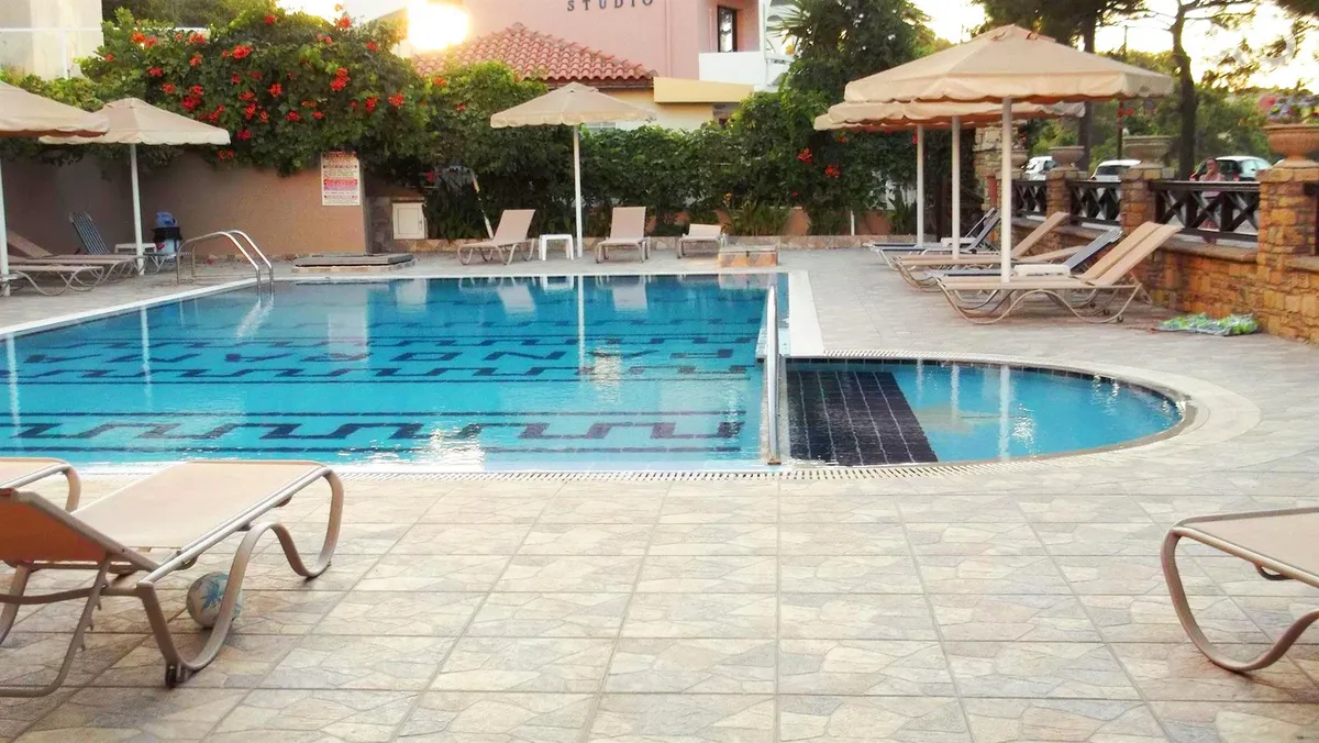 Panorama Studios & Apartments