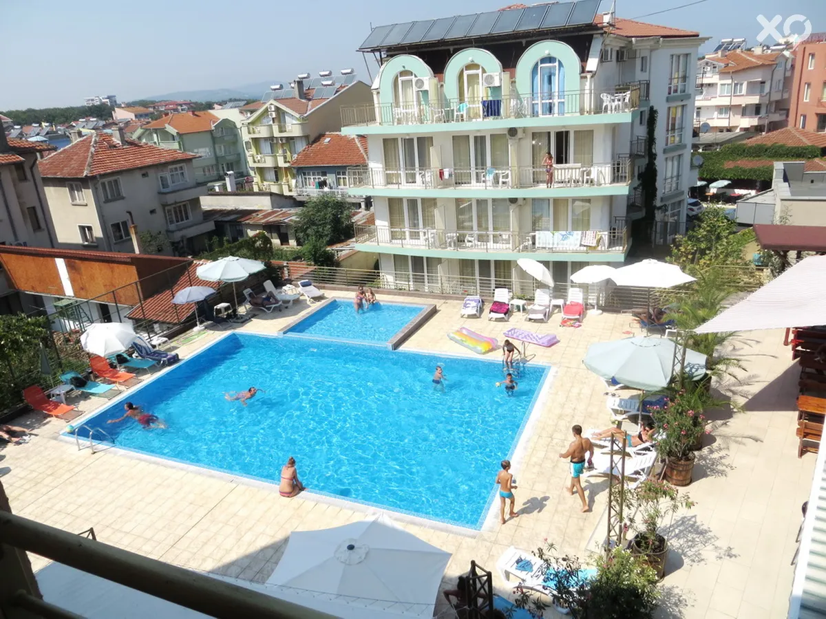 Onyx Hotel