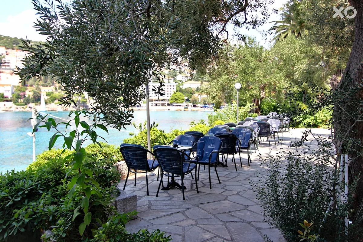Vis Hotel