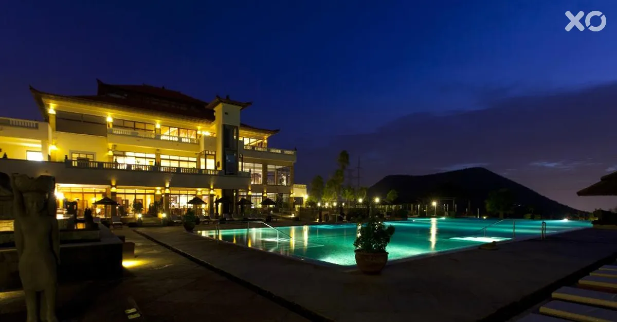 Regency Country Club Apartments & Suites