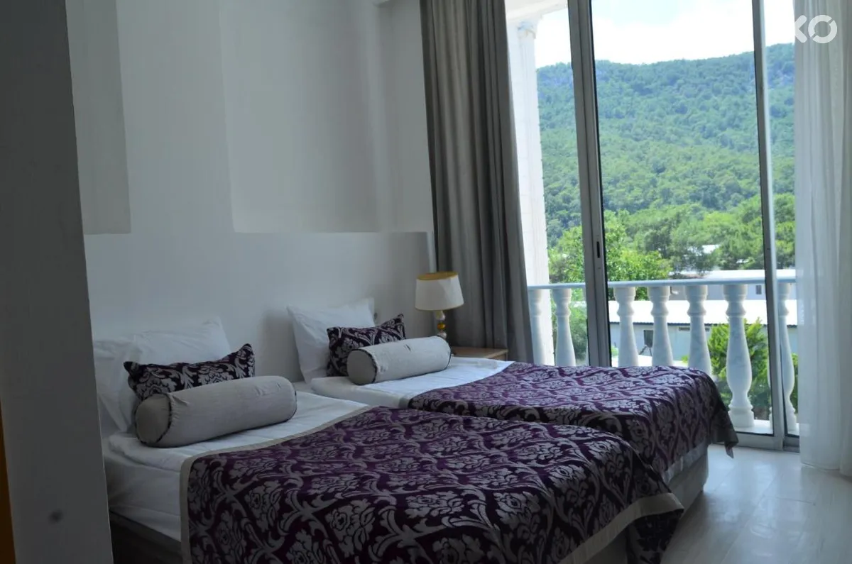 La Perla Hotel