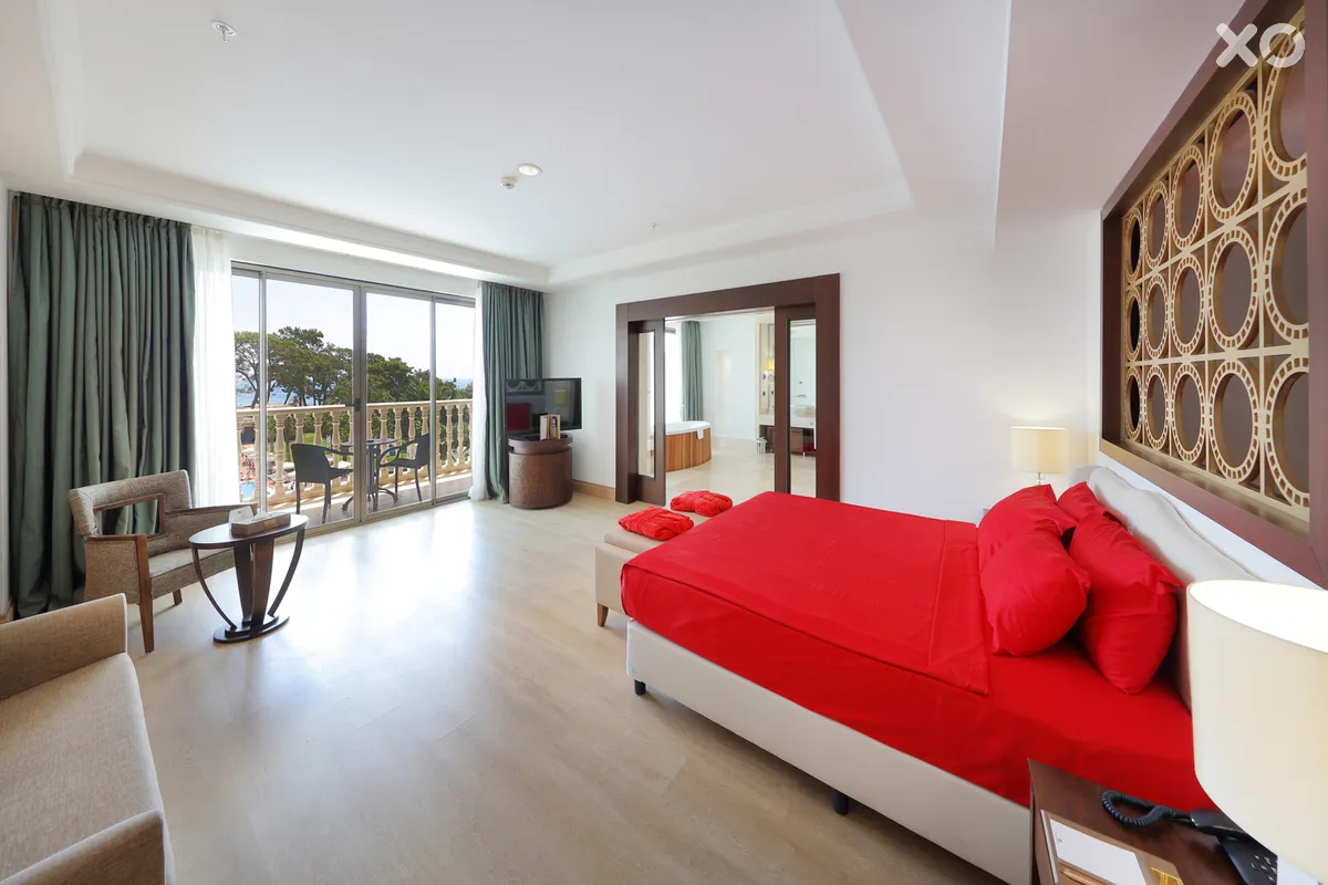 Juju Premier Palace