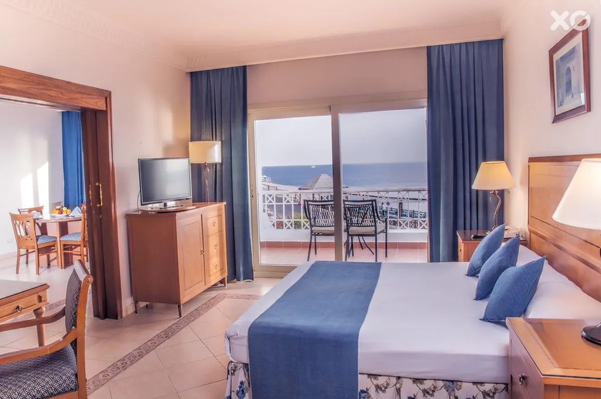 Continental Plaza Beach & Aqua Park Resort