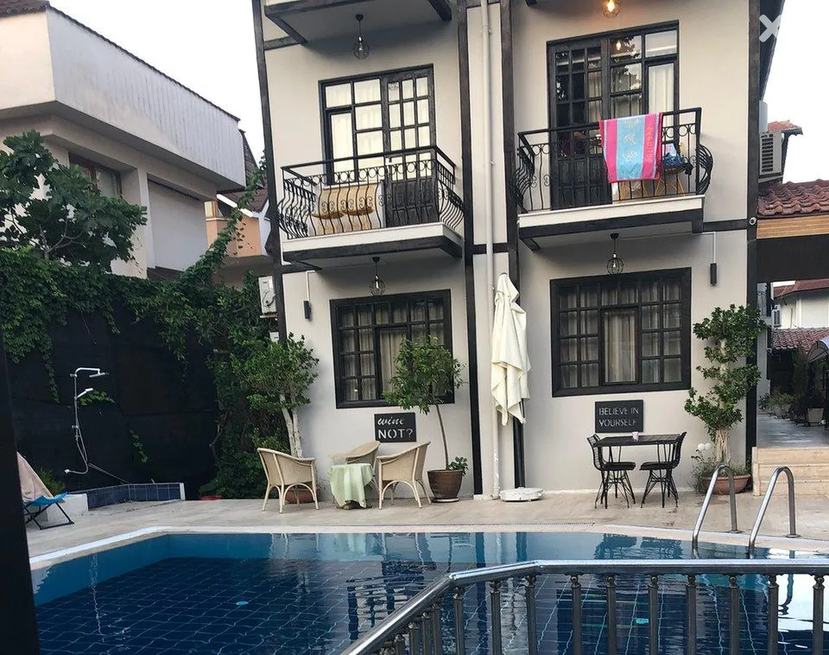Derin Luxury Hotel