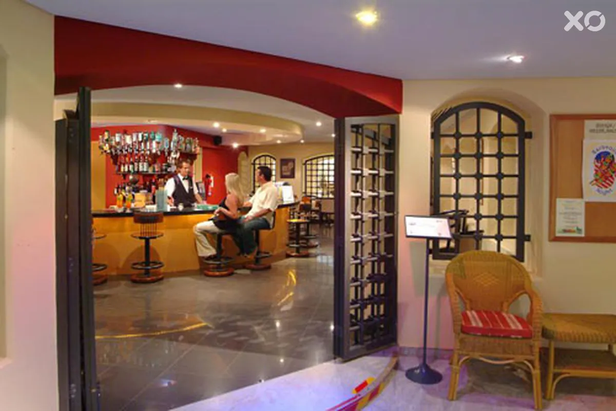 Nelia Beach Hotel & Spa