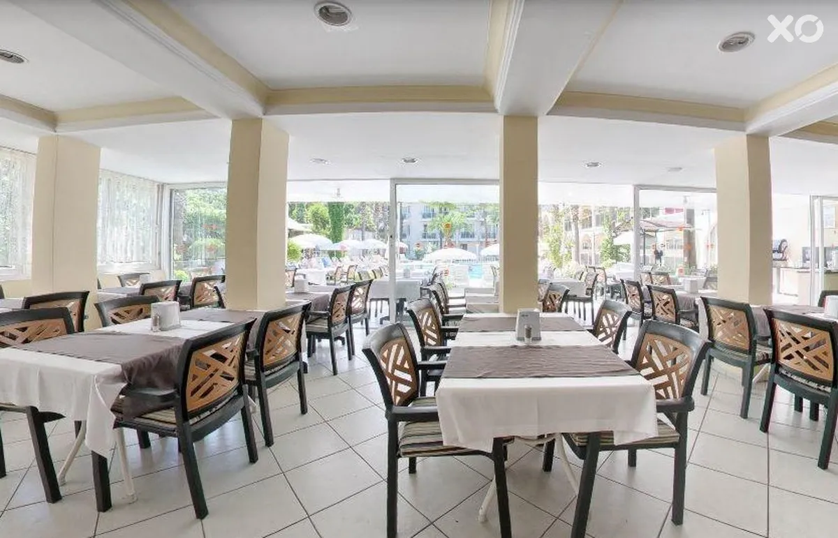 Golden Sun Hotel