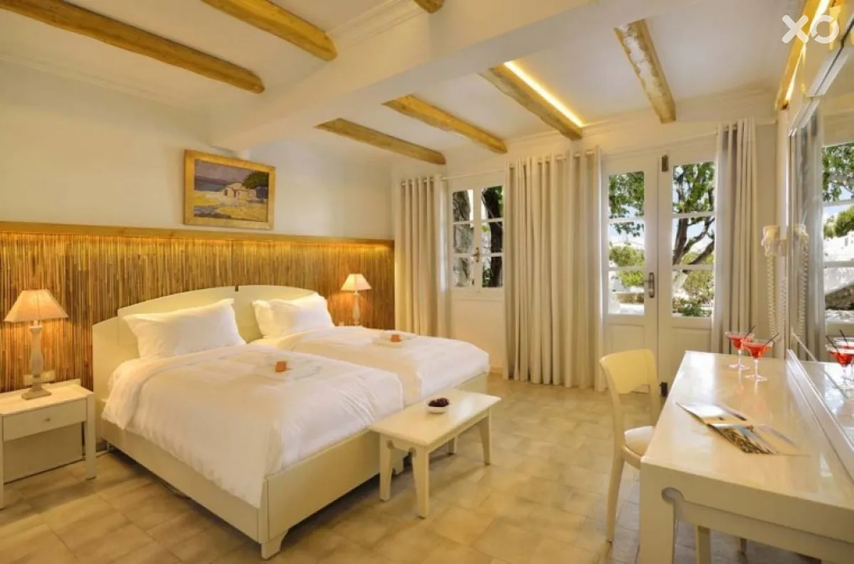 Petinos Hotel