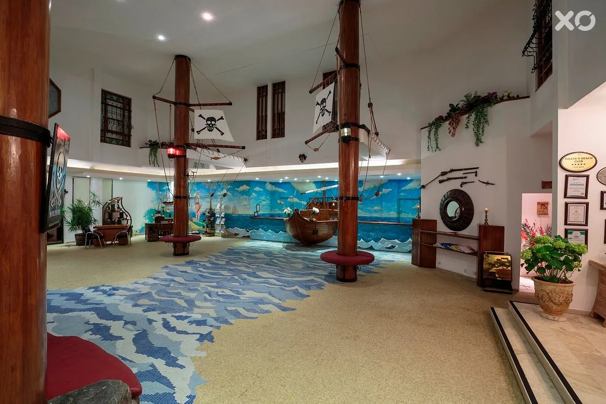 Pirate's Beach Club